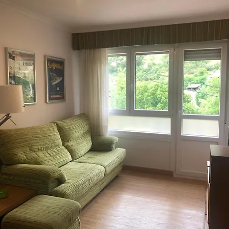 Apartment En Potes Con Vistas A Picos De Europa Mieses